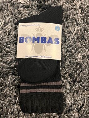 🌸NWT BOMBA BLACK CREW SOCKS SIZE SMALL🌸